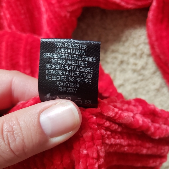 Sanctuary BRAND NEW, tags still on, red chenille sweater - Picture 4 of 5